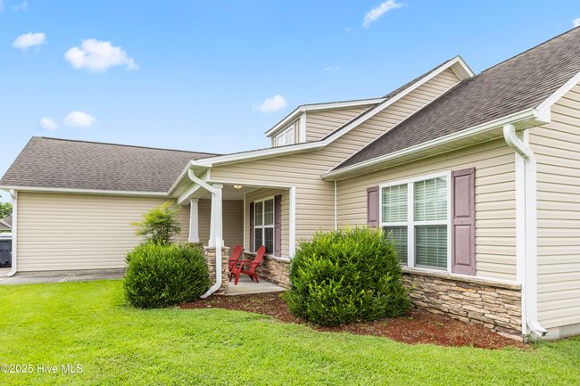 448 Barrel Dr, House other with 3 bedrooms, 2 bathrooms and 2 parking in Winterville NC | Image 4