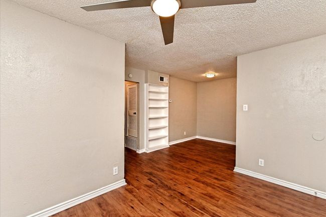 APT-120 - 2401 Manor Rd, Condo with 2 bedrooms, 1 bathrooms and null parking in Austin TX | Image 7