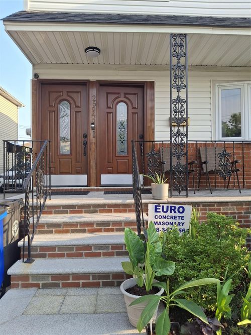 25946 149th Rd, Rosedale, NY, 11422-3006 | Card Image