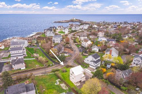 154 Cycad Ave, York, ME, 03909-6801 | Card Image