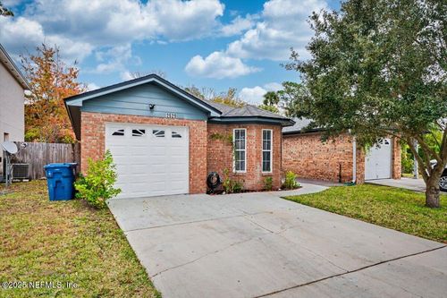 2529 Americas Cup Cir E, Jacksonville, FL, 32233-6623 | Card Image