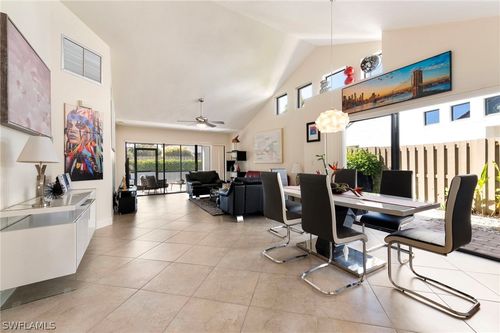 515 Beachwalk Cir, NAPLES, FL, 34108-8713 | Card Image