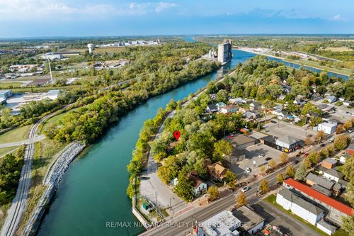 105 Weir Rd, Port Colborne, ON, L3K2M8 | Card Image