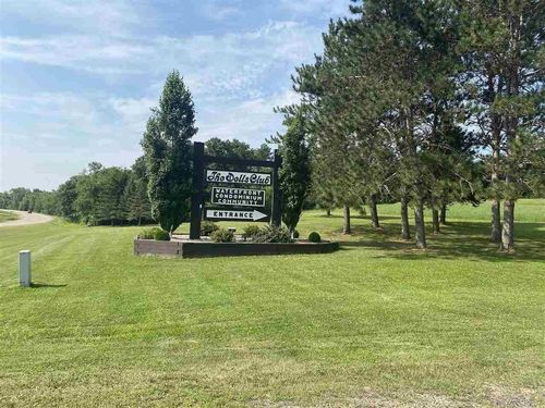 5 Walnut Trl, Wisconsin Dells, WI, 53965-8840 | Card Image