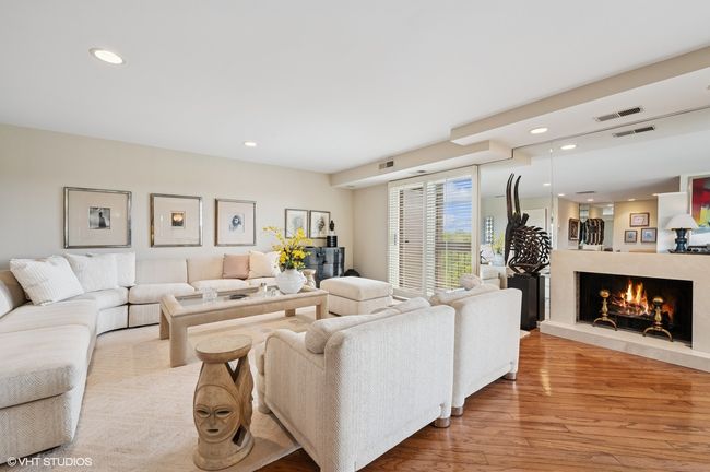 APT-5F - 1220 Rudolph Rd, Condo with 2 bedrooms, 2 bathrooms and 2 parking in Northbrook IL | Image 6