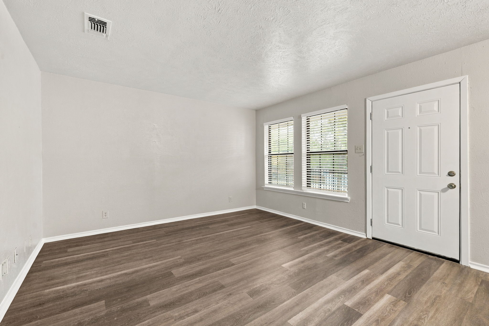 Residential Lease in Denton 3