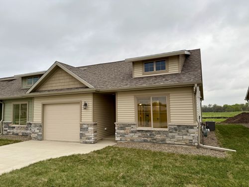 411 W Madison Street, Winterset, IA, 50273 | Card Image