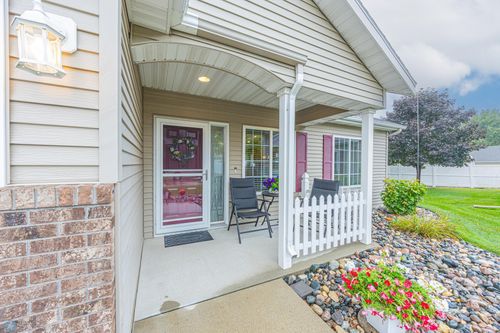 1312 34th Street Cir S, Moorhead, MN, 56560-3955 | Card Image