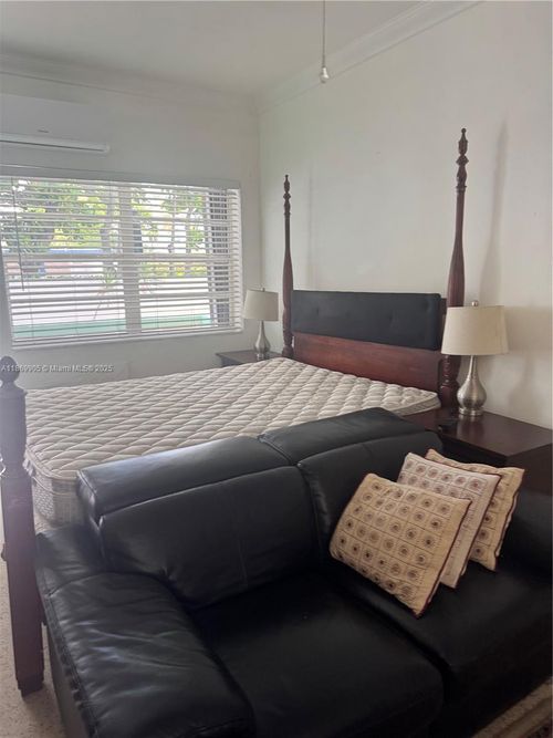 apt-7-6490 Collins Ave, Miami Beach, FL, 33141-4675 | Card Image