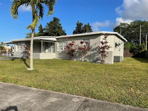 4160 Sw 36th St, West Park, FL, 33023-5617 | Card Image
