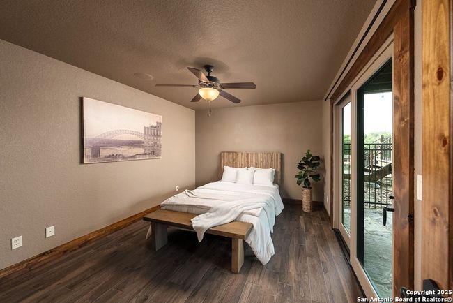 112 Juniper Pt, House other with 4 bedrooms, 5 bathrooms and null parking in Ingram TX | Image 35