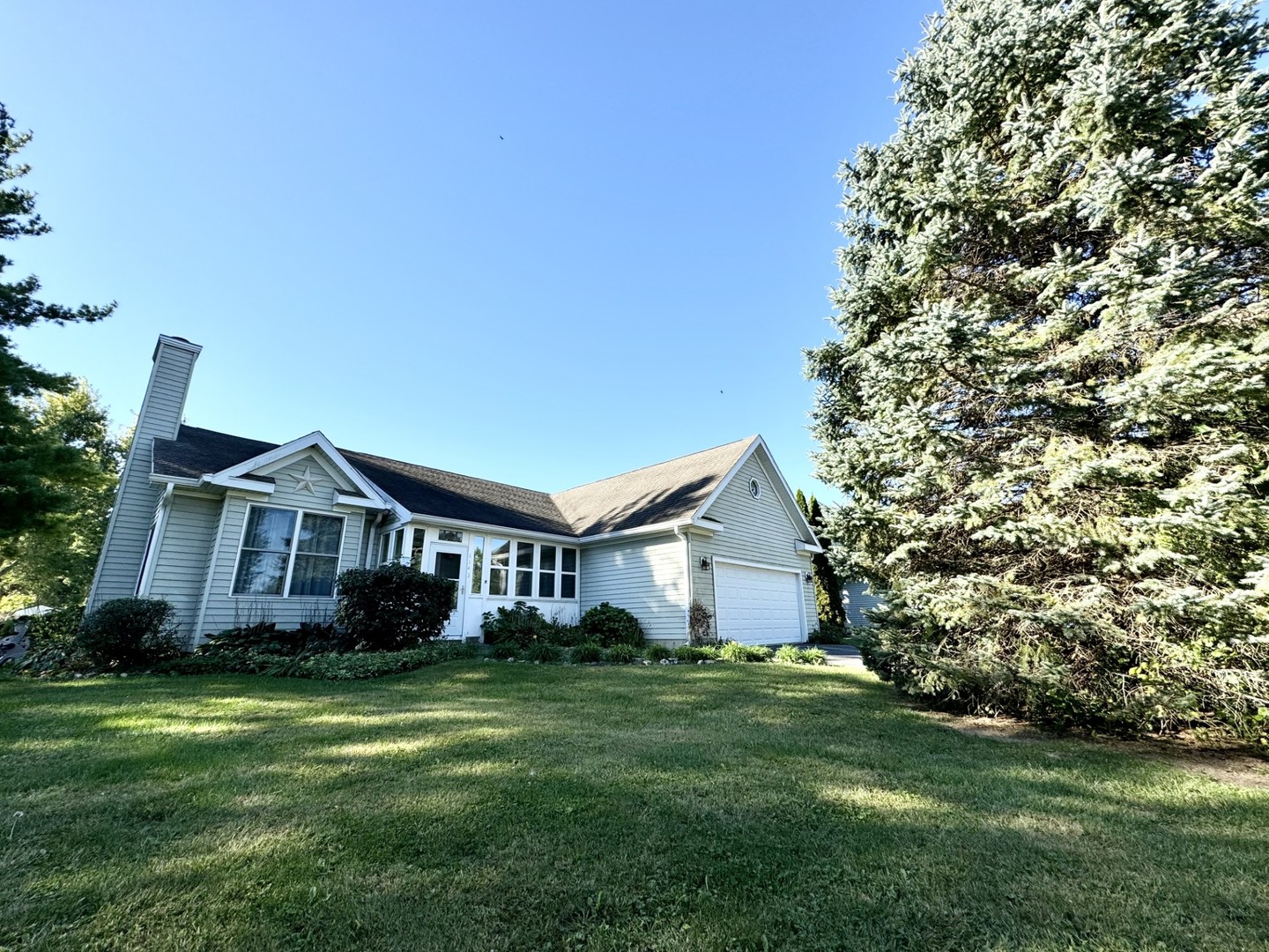 Cypress Pt, Twin Lakes, WI 53181