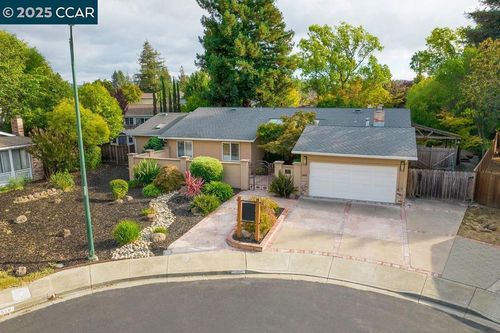 517 Heather Grove Ct, Walnut Creek, CA, 94598-2504 | Card Image