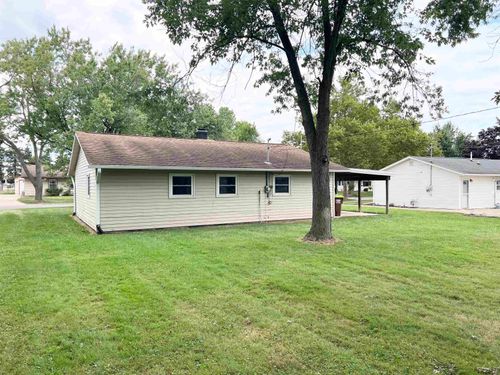 422 March Dr, Adrian, MI, 49221-4439 | Card Image