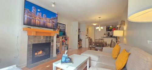 201-15 Smokey Smith Pl, New Westminster, BC, V3L5V7 | Card Image