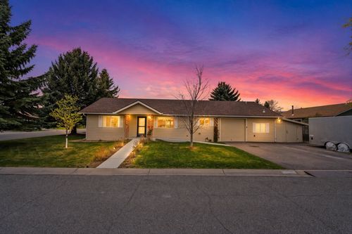 907 View Dr, Columbia Falls, MT, 59912-4341 | Card Image