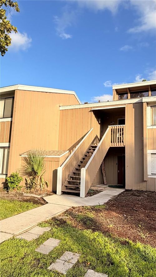 28e-5749 Peregrine Ave, ORLANDO, FL, 32819-7505 | Card Image