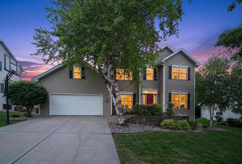 441 Dunhill Dr, Verona, WI, 53593-2106 | Card Image