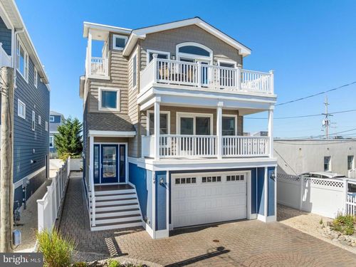 104 E 18th St, SHIP BOTTOM, NJ, 08008-4414 | Card Image