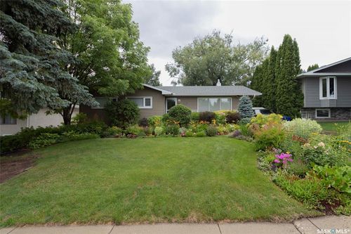 23 Baldwin Cres, Saskatoon, SK, S7H3M5 | Card Image