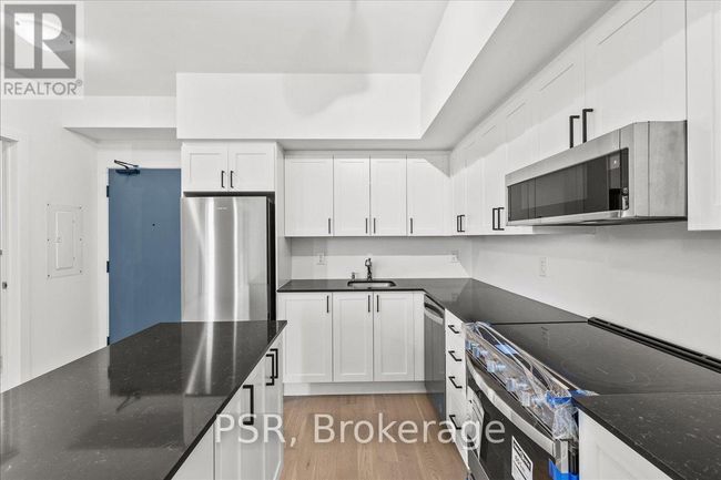 1008 - 1063 Douglas Mccurdy Comm Circle, Condo with 2 bedrooms, 3 bathrooms and 1 parking in Mississauga (Lakeview) ON | Image 8