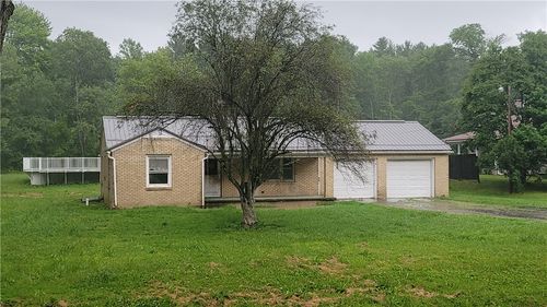 5586 Doc Walker Rd, Parker, PA, 16049-4616 | Card Image