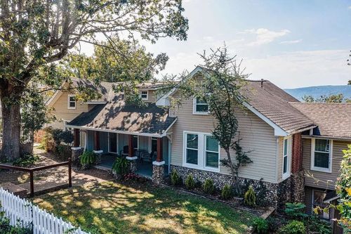 549 S Crest Rd, Chattanooga, TN, 37404 | Card Image