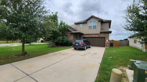 256 Pebble Creek Ln, Buda, TX, 78610-5052 | Card Image