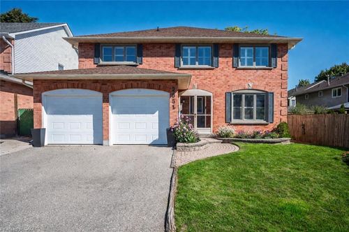 2051 Deer Run Ave, Burlington, ON, L7M2S1 | Card Image