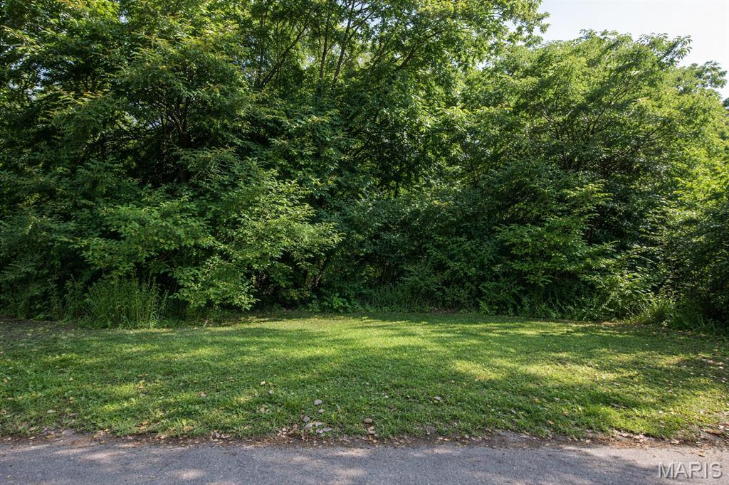Land in East St Louis