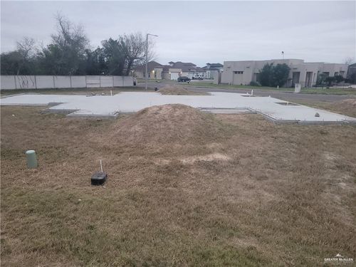 2907 Summer Village Cir, San Juan, TX, 78589-2851 | Card Image