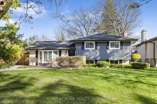 5232 Mulberry Dr, Burlington, ON, L7L3P4 | Card Image