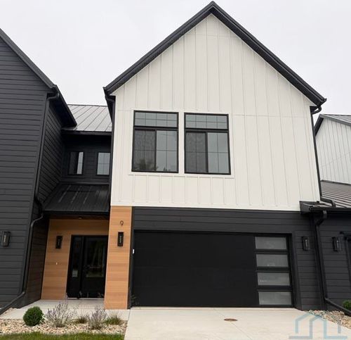 9 E Duke St., Vermillion, SD, 57069 | Card Image