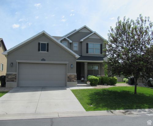 1377 Country Park Dr, Kaysville, UT, 84037-6826 | Card Image