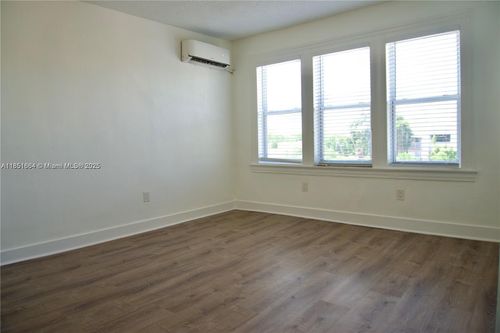 apt-324-501 Sw 6th Ct, Miami, FL, 33130-2653 | Card Image