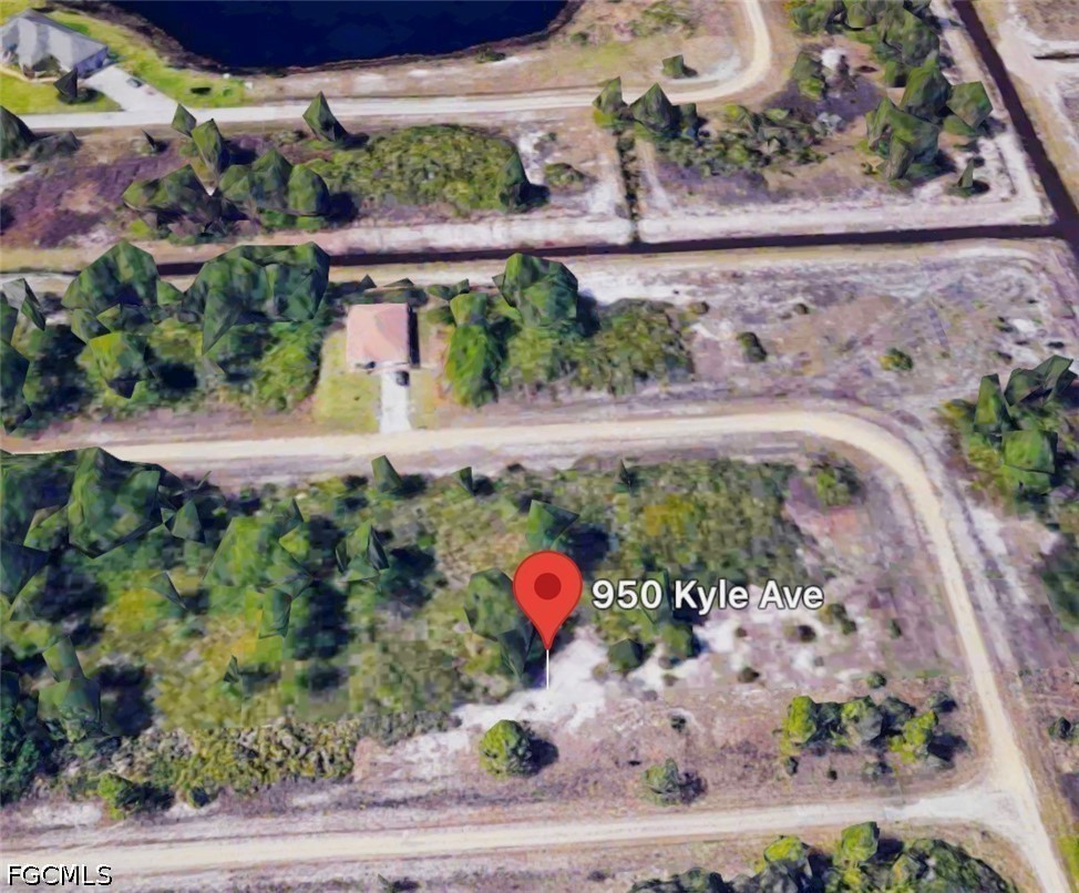 Land in Lehigh Acres 3