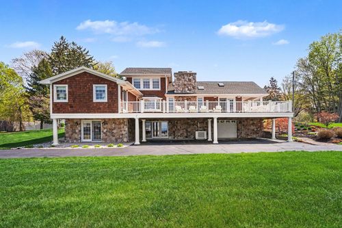 77102 Marwood Dr, South Haven, MI, 49090-9453 | Card Image