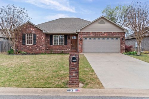 1612 W Vine Ave, Searcy, AR, 72143-3337 | Card Image