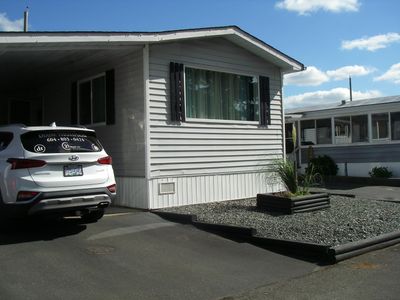 204 - 27111 0 Ave, House other with 2 bedrooms, 1 bathrooms and 3 parking in Aldergrove BC | Image 3