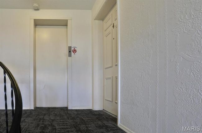 APT-4 - 917 Claytonbrook Dr, Condo with 2 bedrooms, 2 bathrooms and 2 parking in Ballwin MO | Image 4