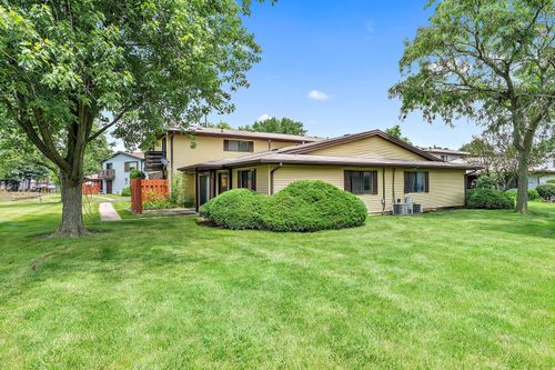 apt-c-1555 Perry Ct, Aurora, IL, 60505-1585 | Card Image