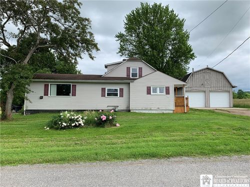 938 Spencer Rd, Jamestown, NY, 14701-9354 | Card Image