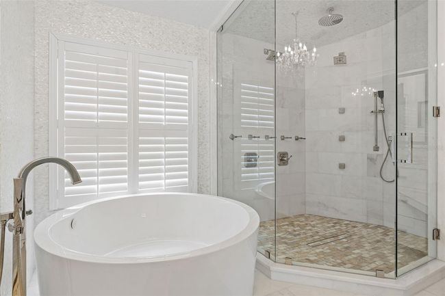 2819 Safe Harbor Dr, House other with 4 bedrooms, 5 bathrooms and null parking in Tampa FL | Image 57
