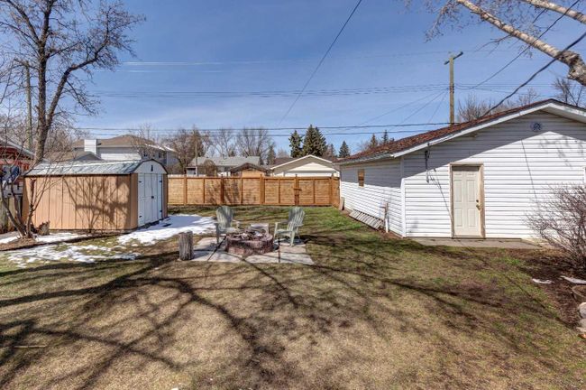 638 1 Street S, Home with 5 bedrooms, 2 bathrooms and 4 parking in Vulcan AB | Image 27