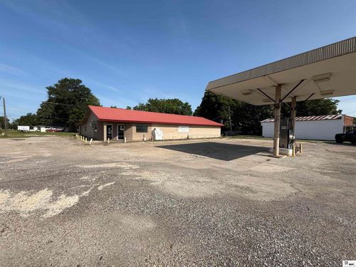 939 Highway 17, Epps, LA, 71237-9062 | Card Image
