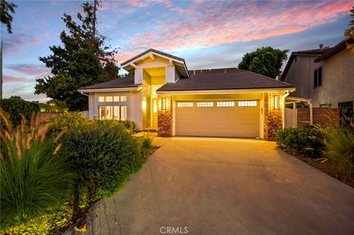 20516 Germain St, Chatsworth, CA, 91311 | Card Image