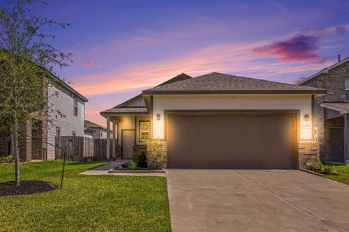 16909 Needlepoint Dr, Conroe, TX, 77302-2216 | Card Image