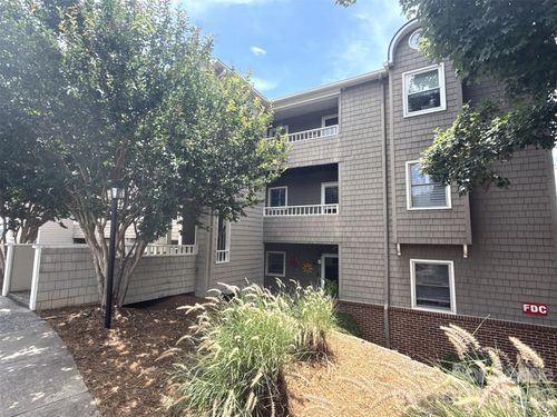 8-9817 Emerald Point Dr, Charlotte, NC, 28278-6502 | Card Image