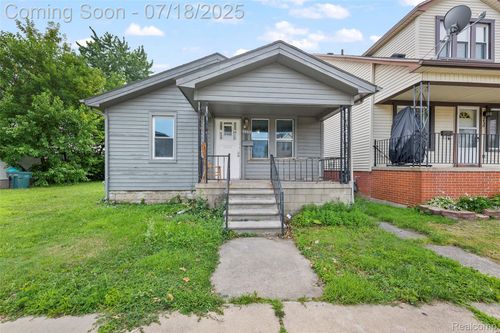 5444 Hartwell St, Dearborn, MI, 48126-3311 | Card Image