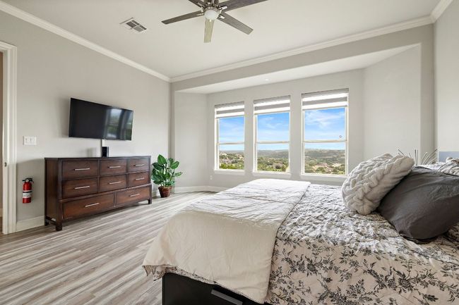 1304 Positano Pass, House other with 4 bedrooms, 4 bathrooms and null parking in Leander TX | Image 12